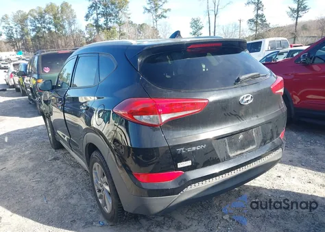 2018 Hyundai Tucson Sel z USA, uszkodzony, nr VIN KM8J33A40JU710603